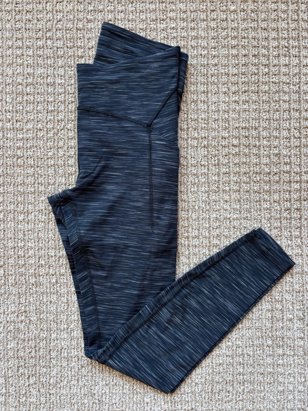 lululemon athletica heathered black Power Thru High-Rise Tight 28”